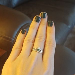 Stealing silver Claddagh ring